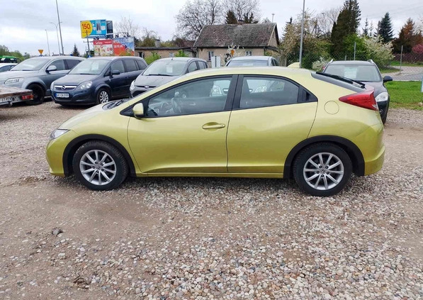 Honda Civic cena 29900 przebieg: 118000, rok produkcji 2012 z Białystok małe 596